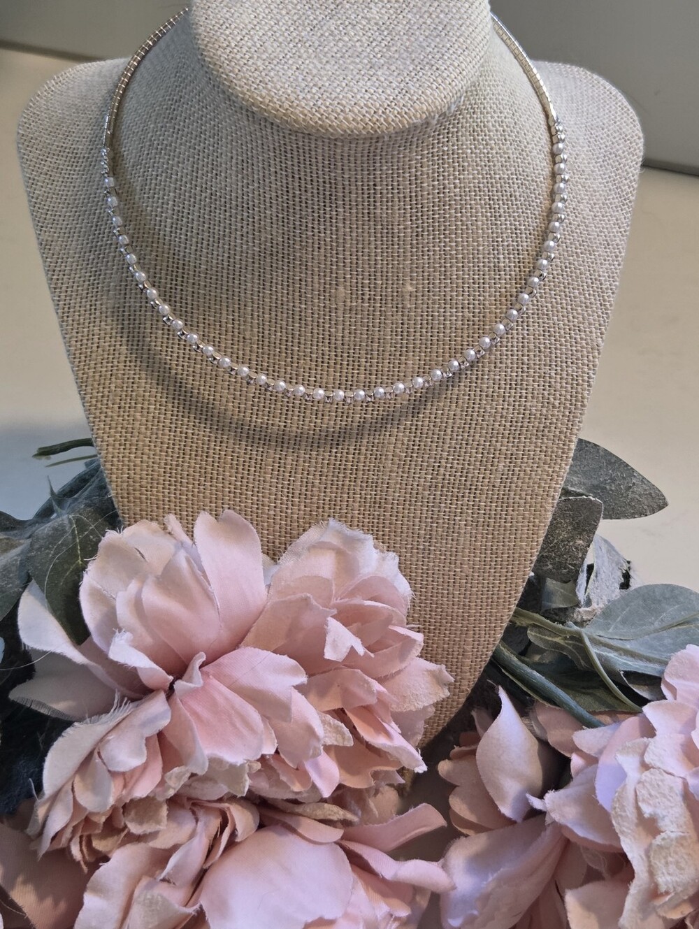 Pearl Choker.